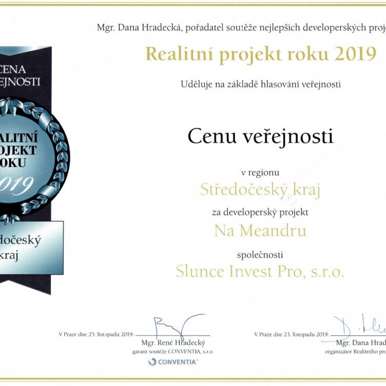 15 rodinných vil na stráni NA MEANDRU Vltavy 0